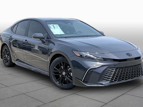 New 2026 Toyota Camry SE FWD image 2