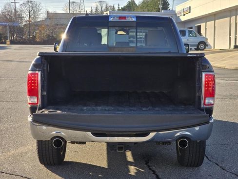 Used 2017 RAM 1500 Laramie w/ Convenience Group image 25