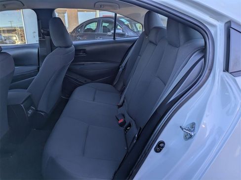 Used 2024 Toyota Corolla LE image 29