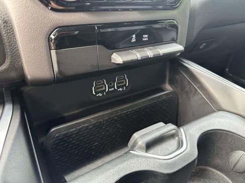 Used 2024 RAM 1500 Laramie image 21