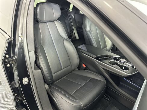 Used 2024 Cadillac Lyriq Sport RWD image 27