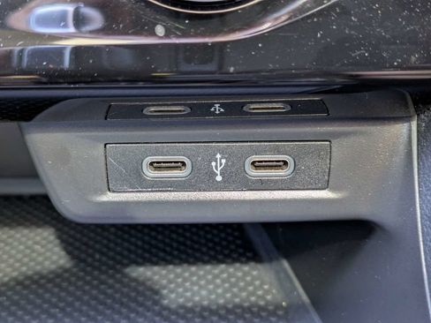 Used 2021 Volkswagen Jetta SE FWD image 29