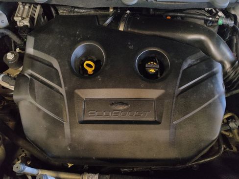 Used 2018 Ford Edge Titanium w/ Equipment Group 302A FWD image 30