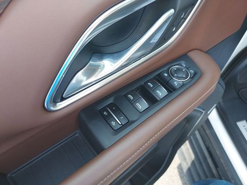 Used 2024 Chevrolet Tahoe High Country image 19