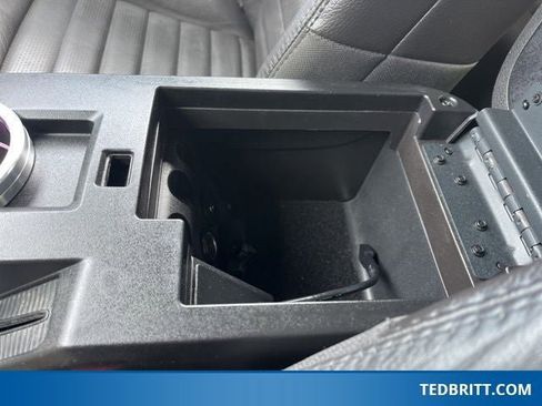Used 2009 Ford Mustang GT image 27