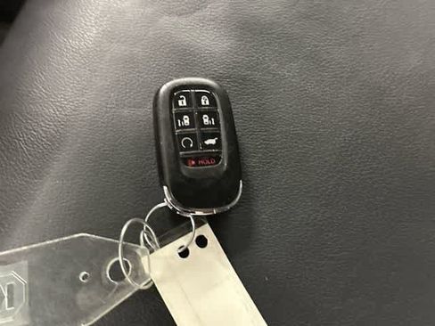 Used 2025 Honda Odyssey EX-L image 32