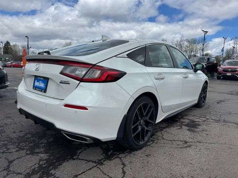 Used 2023 Honda Civic Sport Touring image 2