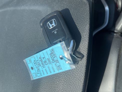 Used 2017 Honda CR-V Touring image 22