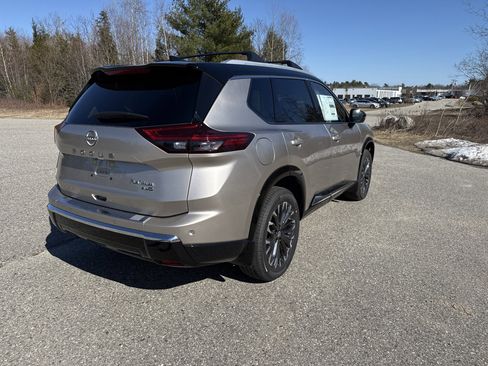 New 2026 Nissan Rogue Platinum AWD/4WD image 6