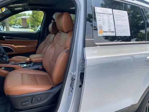 Used 2024 Kia Telluride EX X-Line AWD/4WD image 16