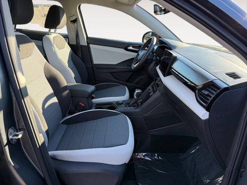 New 2026 Volkswagen Taos S image 19