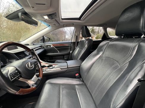 Used 2018 Lexus RX 450hL Premium w/ Premium Package image 12