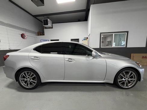 Used 2008 Lexus IS 250 image 2