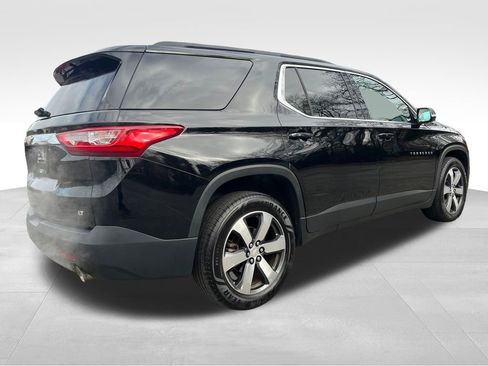 Used 2020 Chevrolet Traverse LT w/ LT Premium Package image 15