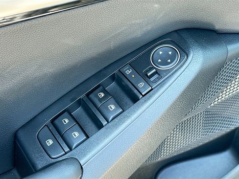 New 2026 Kia Seltos EX image 8