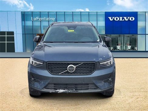 New 2026 Volvo XC40 B5 Plus w/ Protection Package Premier image 2