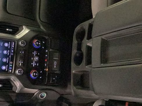 Used 2020 Chevrolet Silverado 1500 LT w/ All-Star Edition AWD/4WD image 18