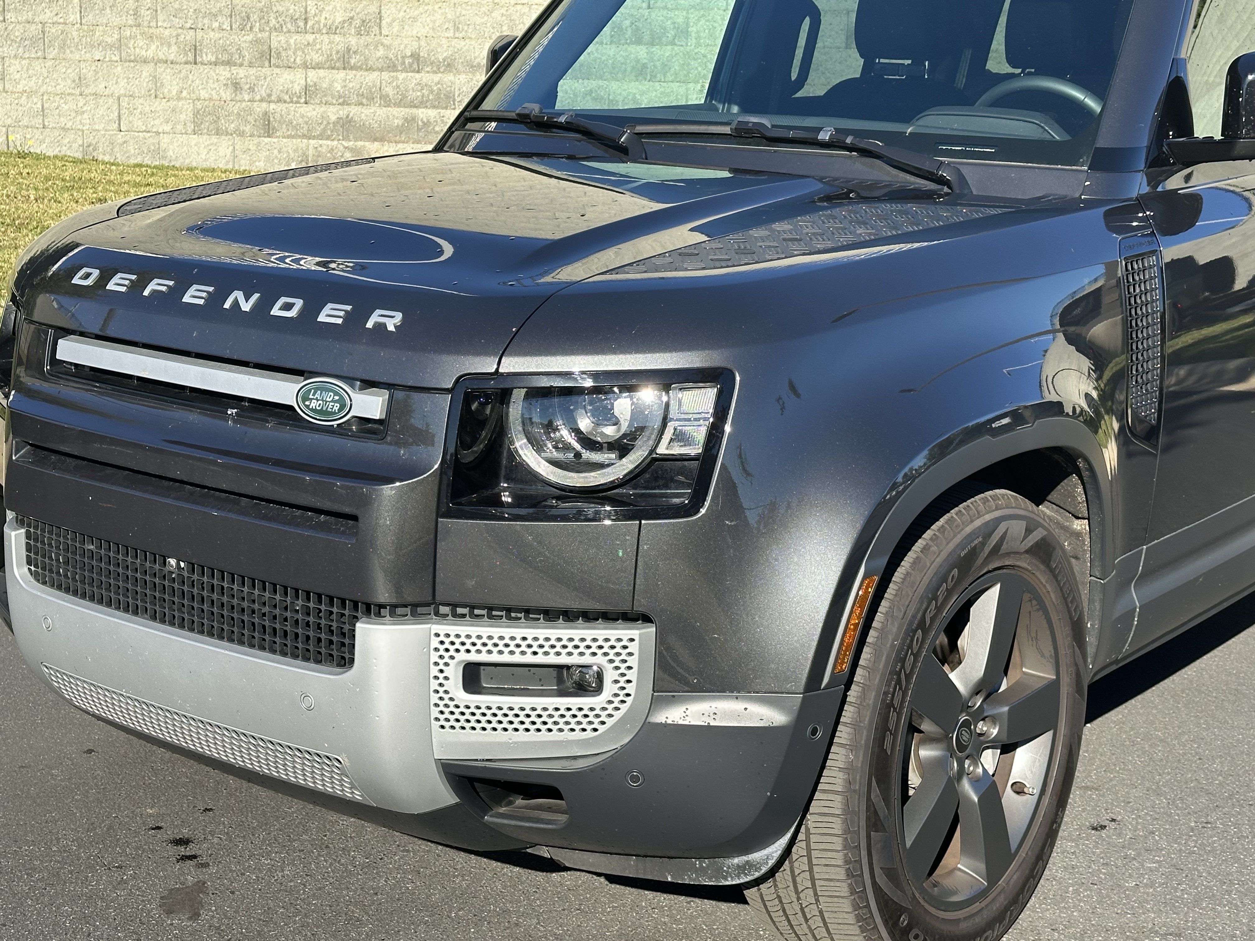 Used 2025 Land Rover Defender 110 S AWD/4WD image 11