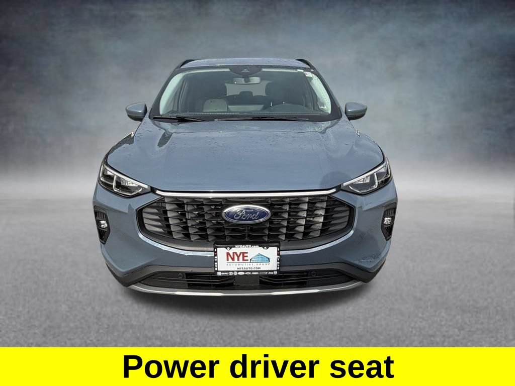 Certified 2025 Ford Escape Platinum AWD/4WD image 9
