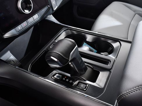 New 2025 Ford F150 Lightning Flash image 34