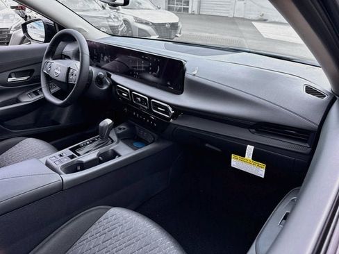 New 2027 Nissan Sentra SV w/ SV Convenience Package FWD image 24