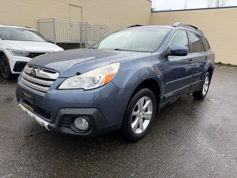Used 2013 Subaru Outback 2.5i Limited image 3