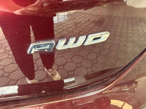 Used 2023 Ford Edge SEL w/ Convenience Package AWD/4WD image 11