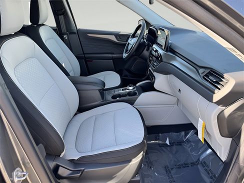 New 2026 Ford Escape Active image 10