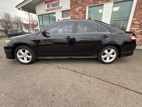 Used 2011 Toyota Camry SE w/ SE Extra-Value Pkg #1 image 8