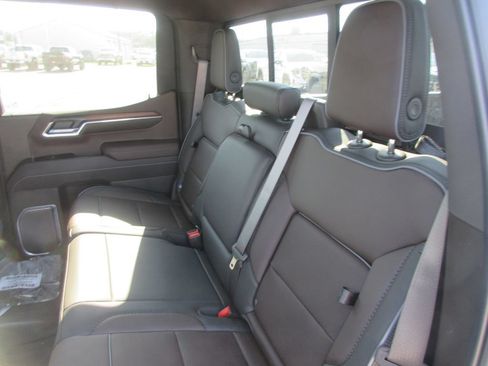 New 2026 GMC Sierra 1500 Denali w/ Denali Reserve Package AWD/4WD image 13