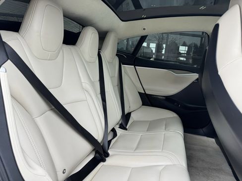 Used 2017 Tesla Model S 100D image 41