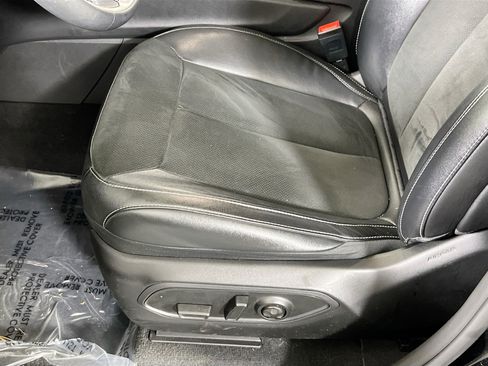 Used 2023 Jeep Grand Cherokee Altitude image 18