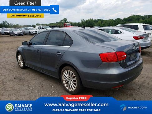 Used 2011 Volkswagen Jetta SEL FWD image 3