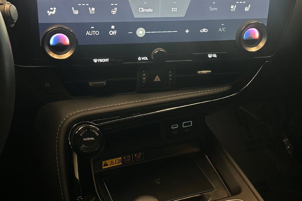Certified 2026 Lexus NX 350h AWD w/ Accessory Package (2T) image 20
