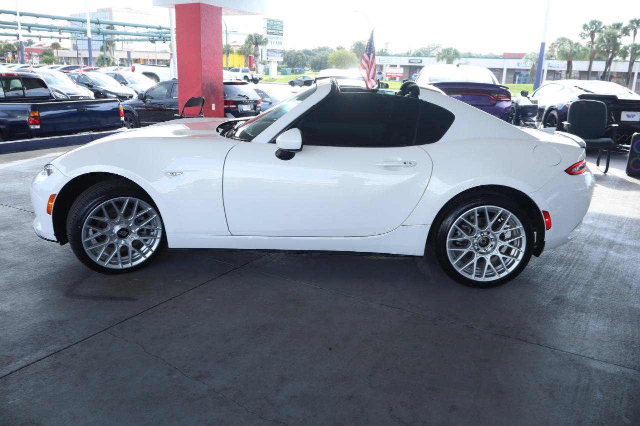 Used 2017 MAZDA MX-5 Miata RF Grand Touring RWD image 12
