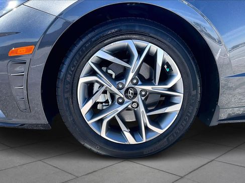 Used 2021 Hyundai Sonata SEL image 10
