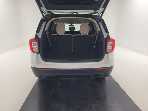 Used 2023 Ford Explorer 4WD image 29