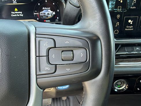Used 2023 GMC Sierra 1500 SLE AWD/4WD image 32