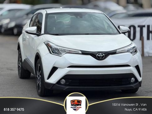 Used 2018 Toyota C-HR XLE FWD image 49