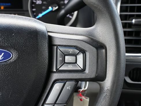 Used 2017 Ford F250 XLT AWD/4WD image 8