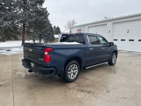 Used 2022 Chevrolet Silverado 1500 High Country w/ Z71 Off-Road Package image 5