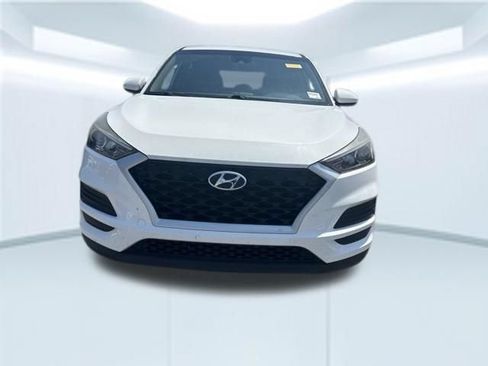 Used 2019 Hyundai Tucson SE FWD image 2