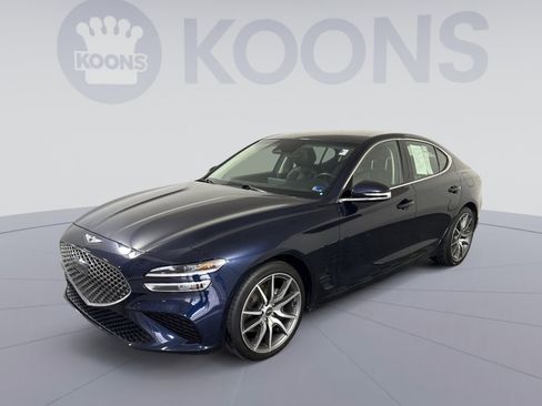 Used 2023 Genesis G70 2.0T image 1