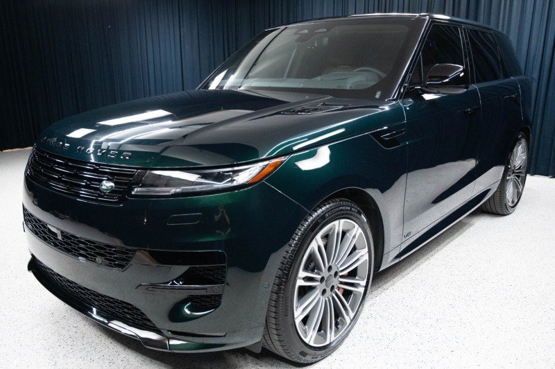 Used 2026 Land Rover Range Rover Sport Dynamic SE AWD/4WD image 1