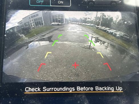 Used 2024 Subaru Outback Premium AWD/4WD image 13
