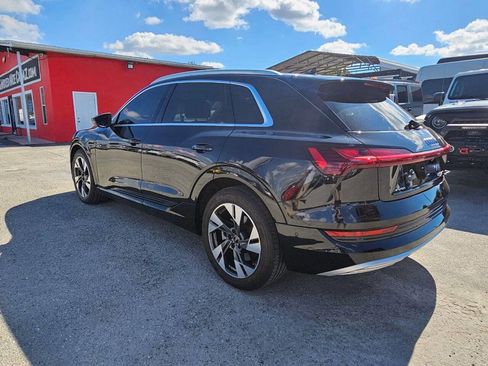 Used 2023 Audi e-tron Premium Plus w/ Premium Plus Package image 4