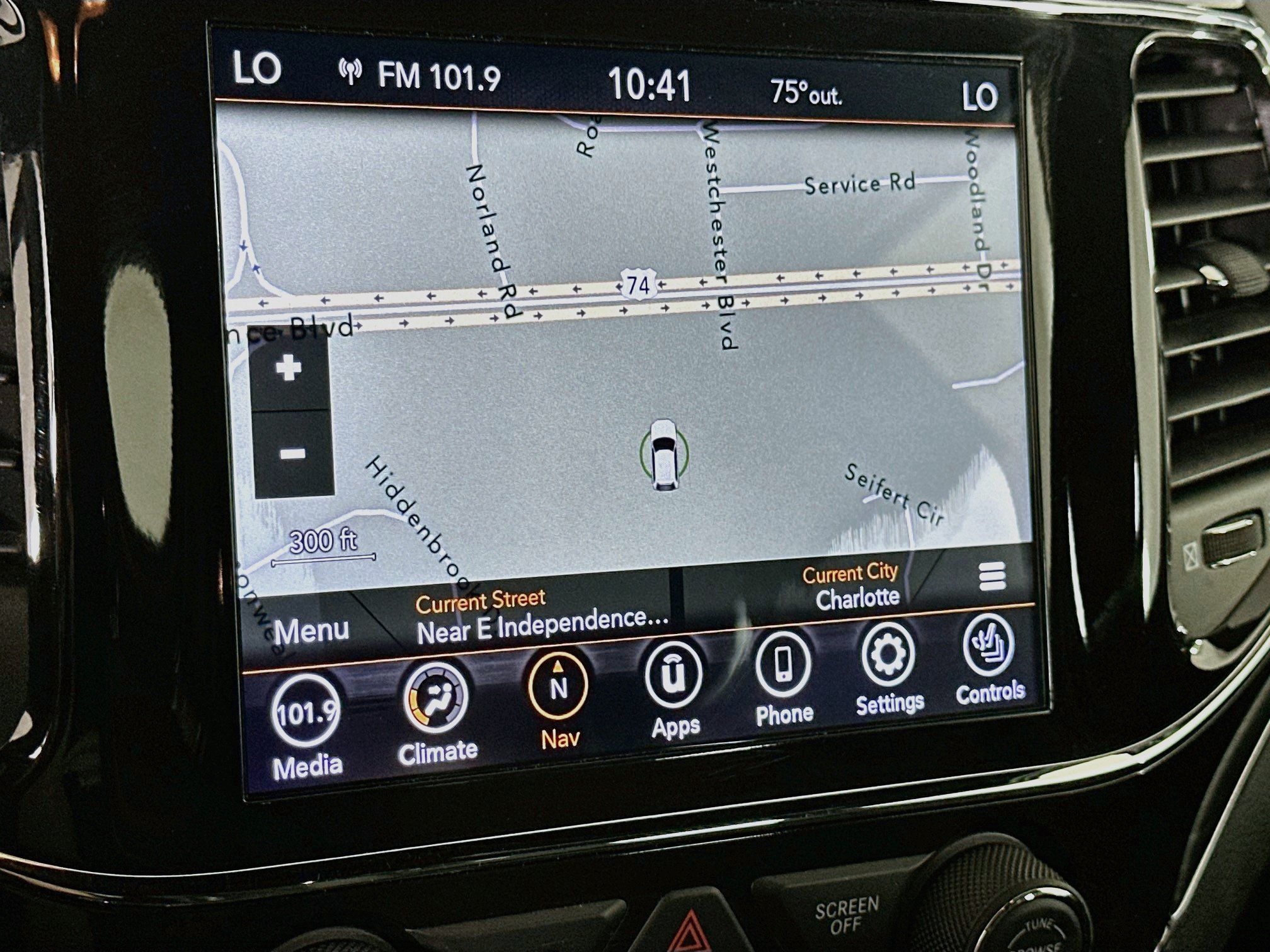 Used 2021 Jeep Grand Cherokee Limited AWD/4WD image 22