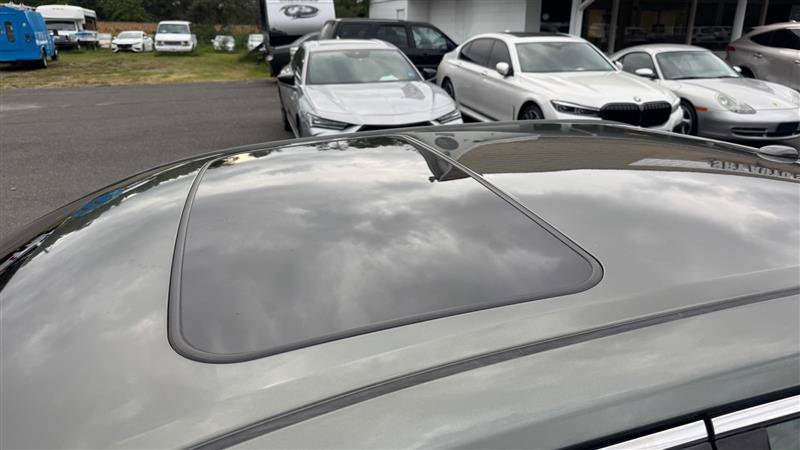 Used 2012 Toyota Camry XLE w/ Leather Pkg FWD image 30