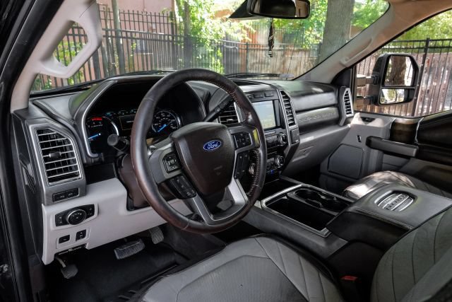 Used 2018 Ford F450 Limited w/ FX4 Off-Road Package AWD/4WD image 3
