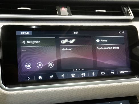 Used 2018 Land Rover Range Rover Velar S AWD/4WD image 17